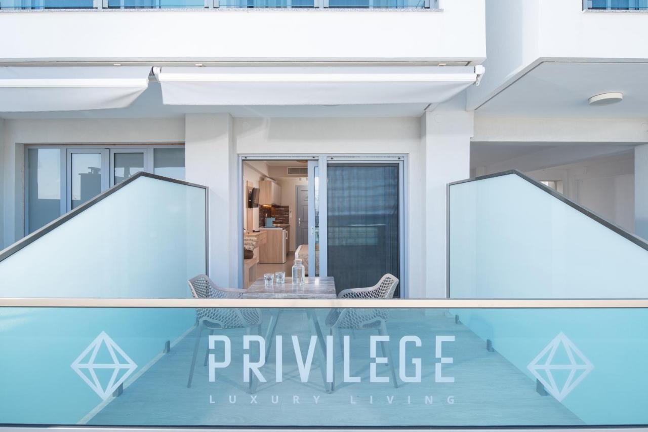 סארטי Privilege Luxury Living מראה חיצוני תמונה